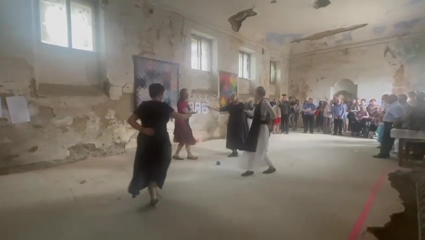 Israel sheli - frame at 0m43s